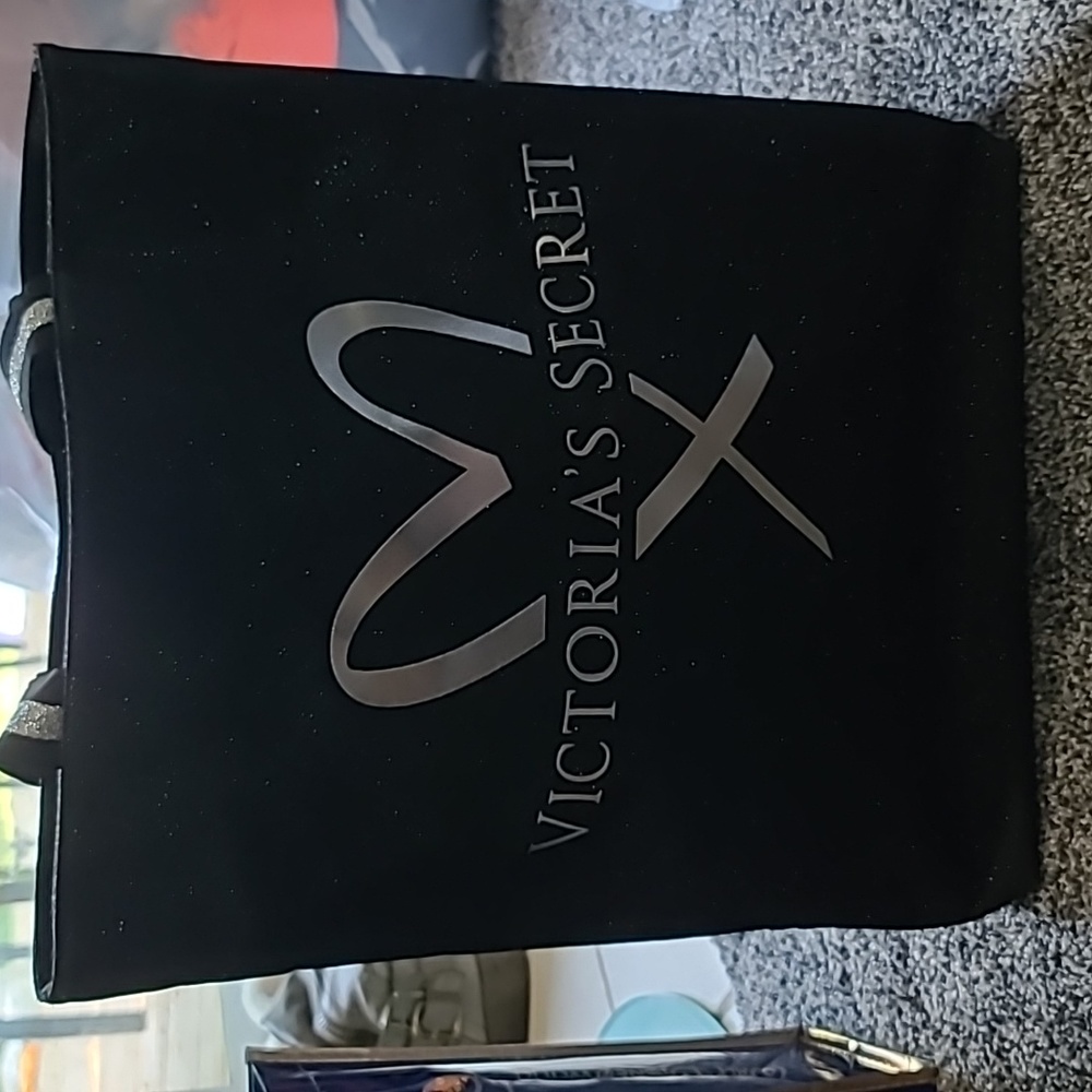 VICTORIA SECRET black/silver sparkle bag